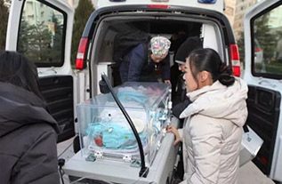 武定县妇婴监护型护送